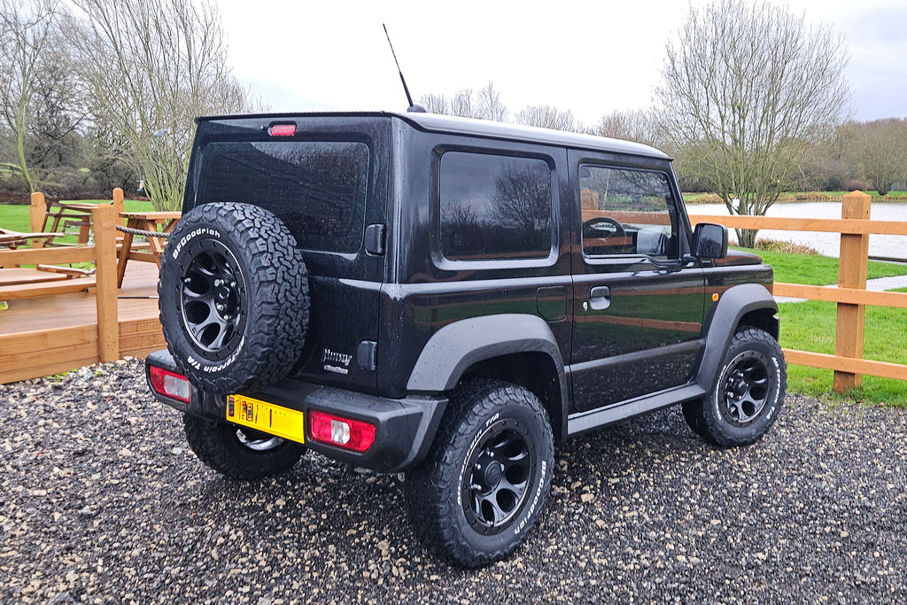 Suzuki Jimny (2018+) with XTREME-J XJ03 wheels with BF Goodrich KO2 tyres and standard suspension.