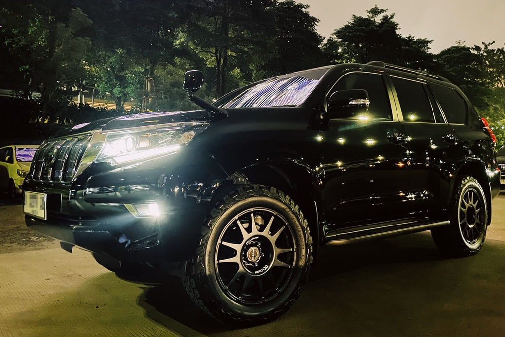 Land Cruiser Prado 150 (2010+) fitted with 20" EVO Corse DakarZero wheels in Matte black