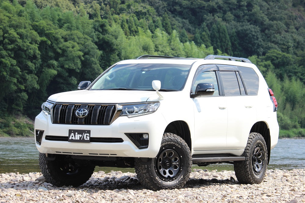 Land Cruiser Prado 150 (2010+) with Air/G Massive wheels