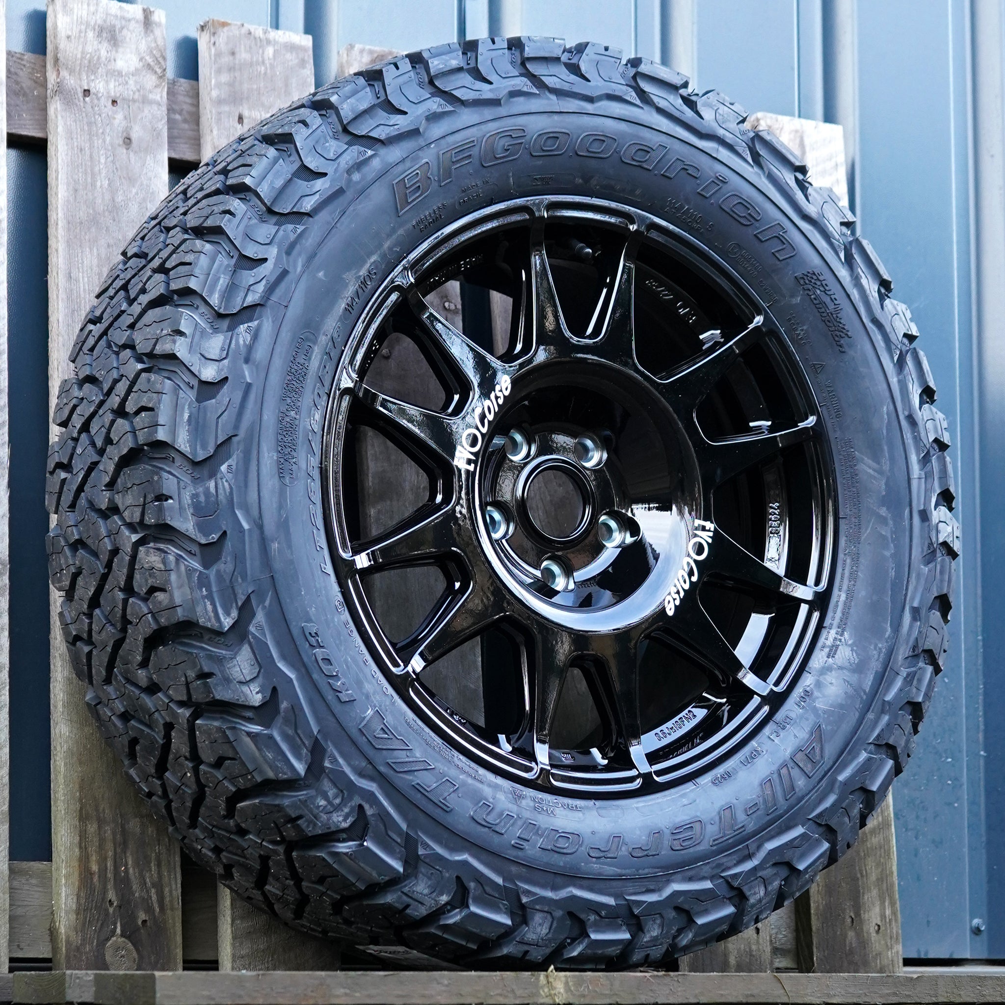 EVO Corse DakarZero 18" Wheel & Tyre Package for Land Rover Discovery 4 (2010+)