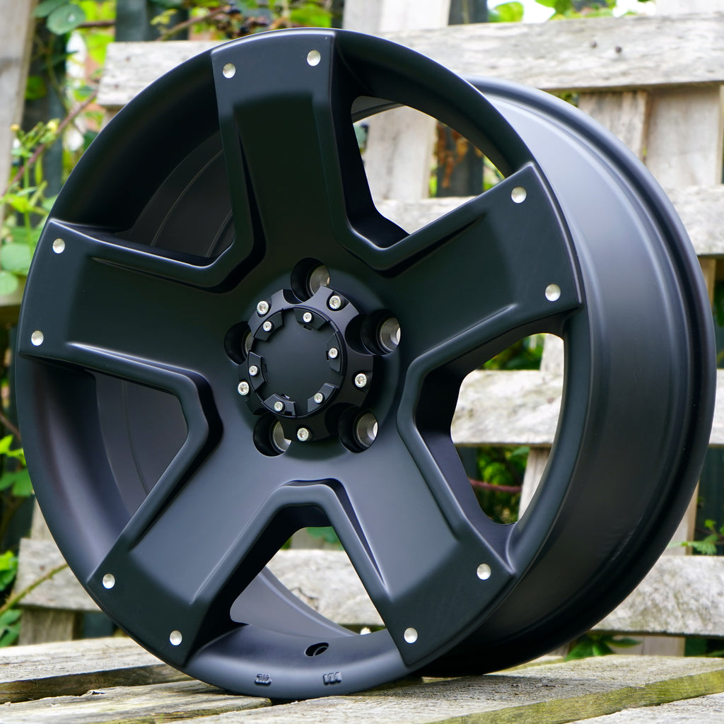 Tomahawk Outlaw 17" Wheel Package for Volkswagen Transporter T5 (2003+)