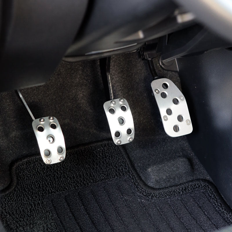 APIO Aluminium Pedal Set for Suzuki Jimny (2018+) - Manual Transmission