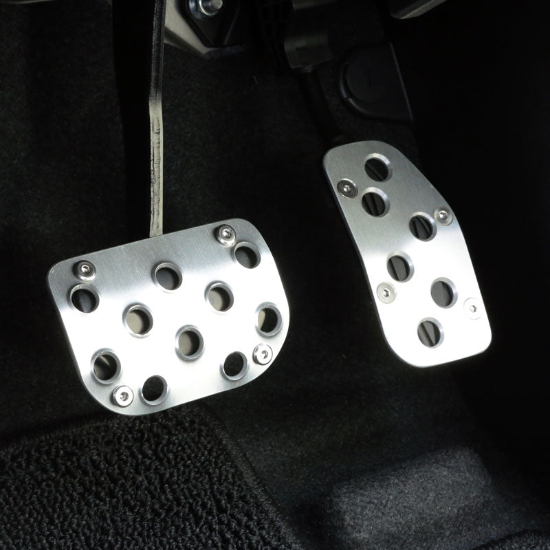 APIO Aluminium Pedal Set for Suzuki Jimny (2018+) - Automatic Transmission