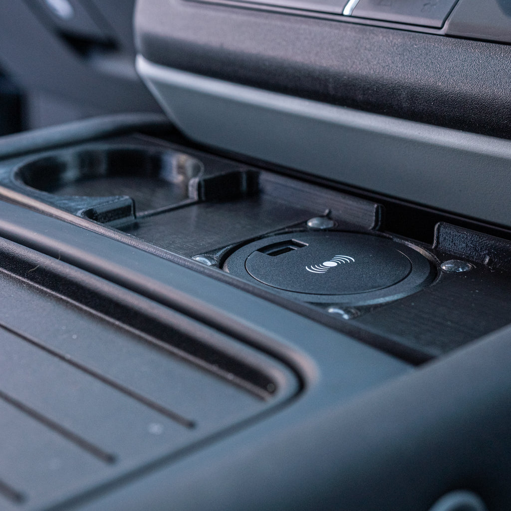 Wireless Charging Tray for Land Rover Defender (2020+)