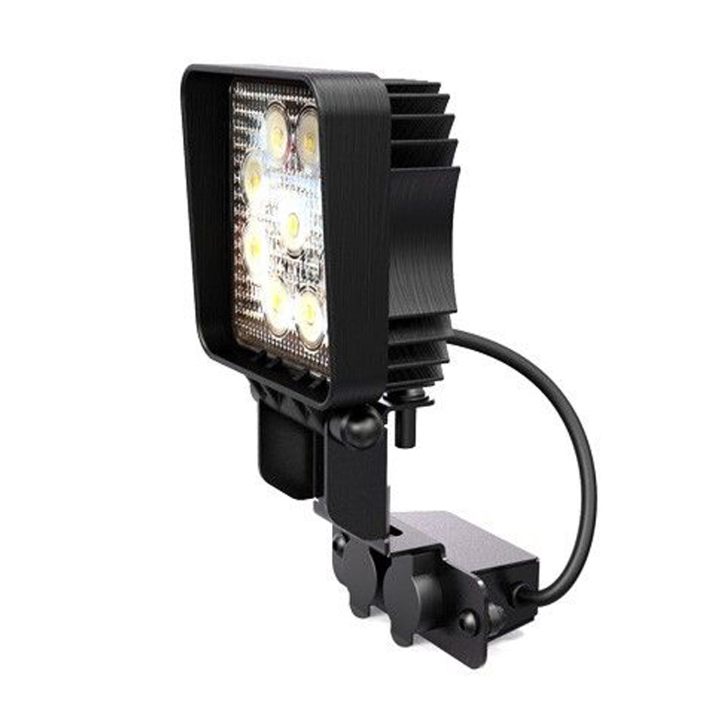 Front Runner 4"/100MM LED Flood Light (with Bracket)