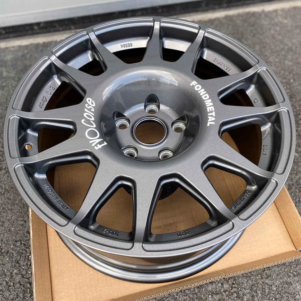 EVO Corse DakarZero 18" Wheel Package for Land Rover Discovery (2017+)