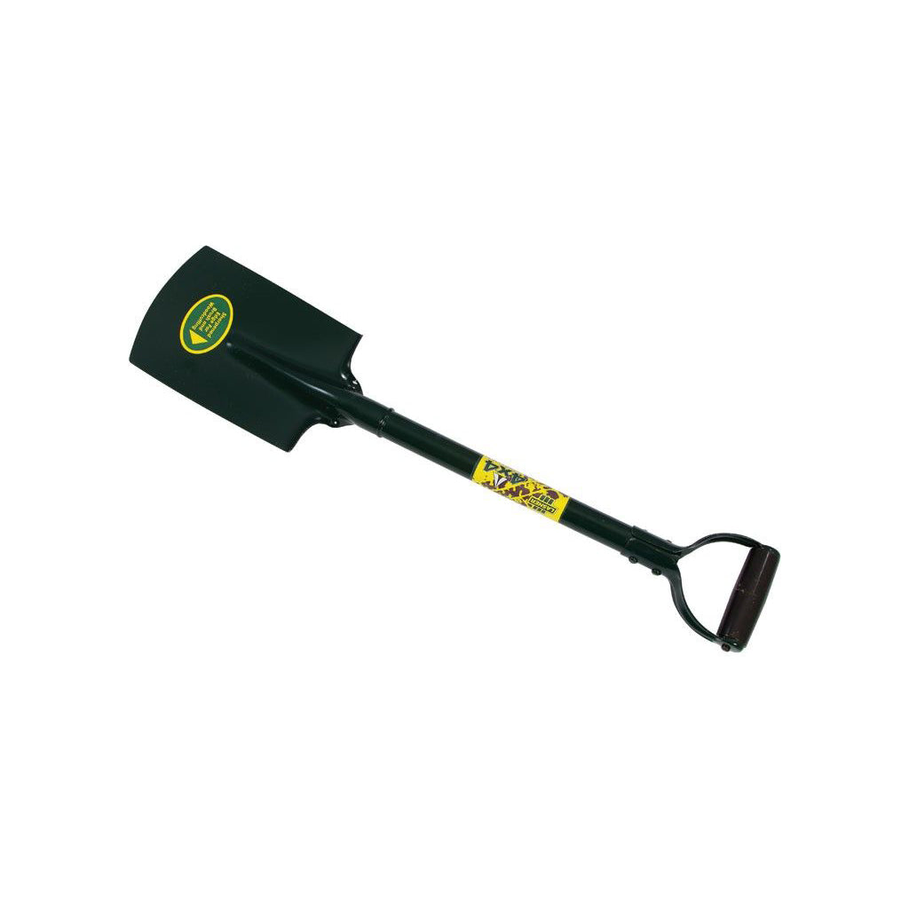 Spade/Shovel with Axe Edge